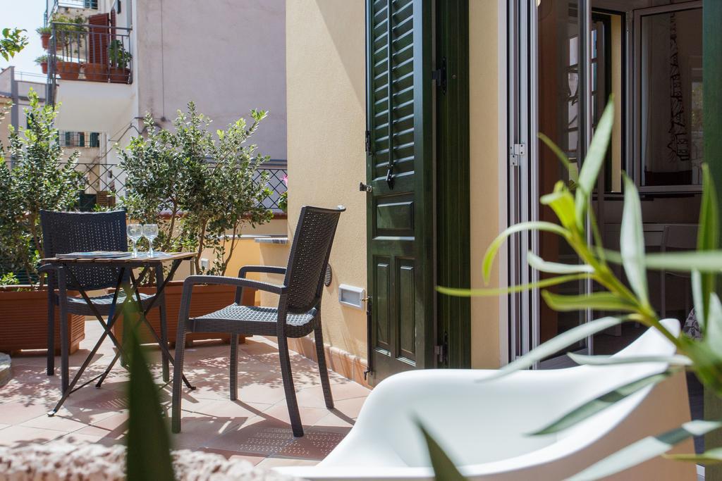 Nonna Anna Rooms Palermo Bagian luar foto