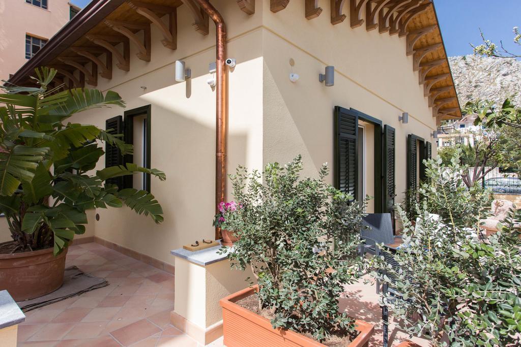 Nonna Anna Rooms Palermo Bagian luar foto