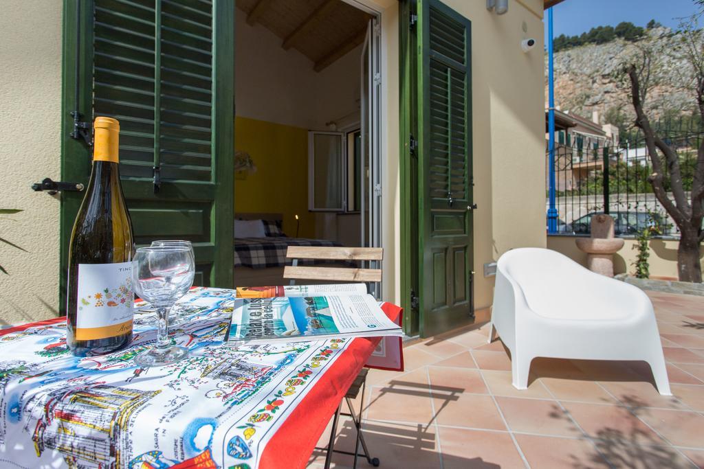 Nonna Anna Rooms Palermo Bagian luar foto