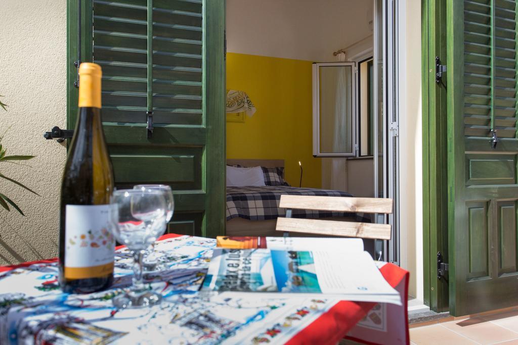 Nonna Anna Rooms Palermo Bagian luar foto