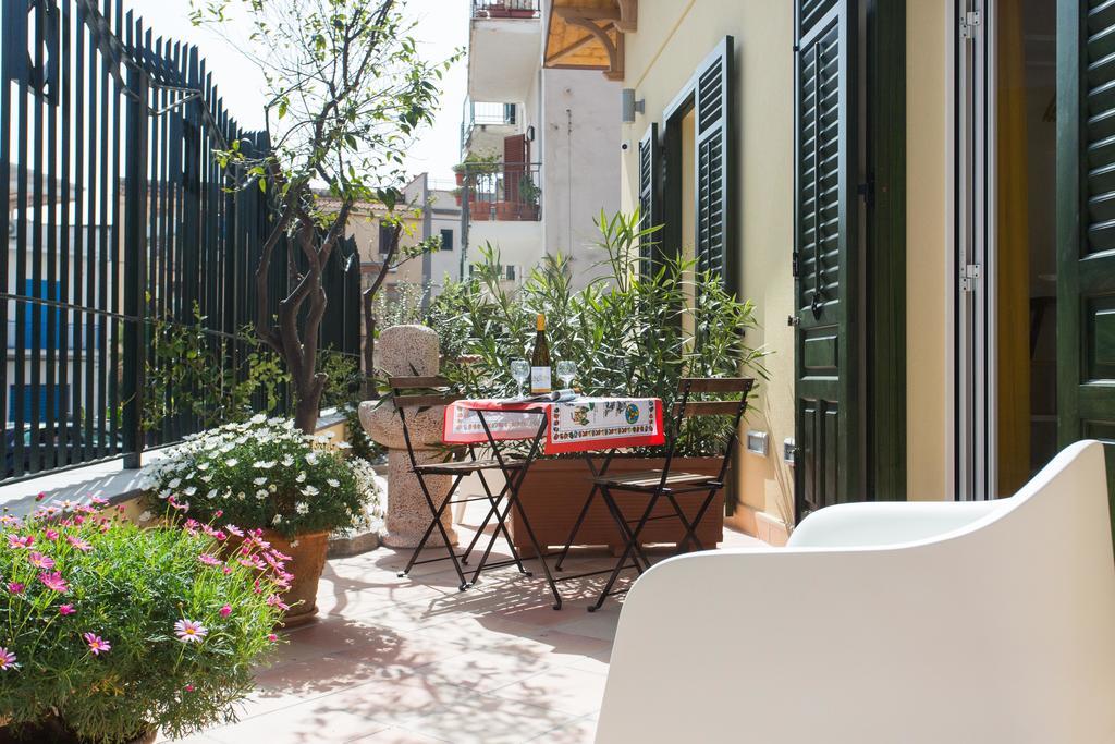 Nonna Anna Rooms Palermo Bagian luar foto