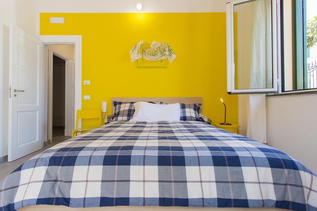 Nonna Anna Rooms Palermo Bagian luar foto