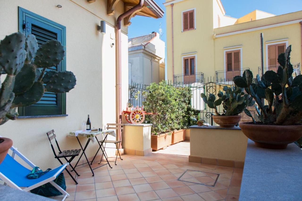 Nonna Anna Rooms Palermo Bagian luar foto