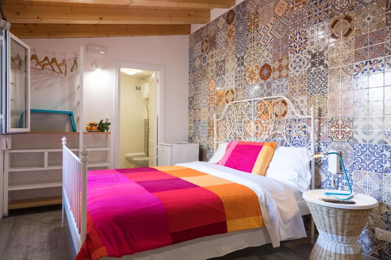 Nonna Anna Rooms Palermo Bagian luar foto